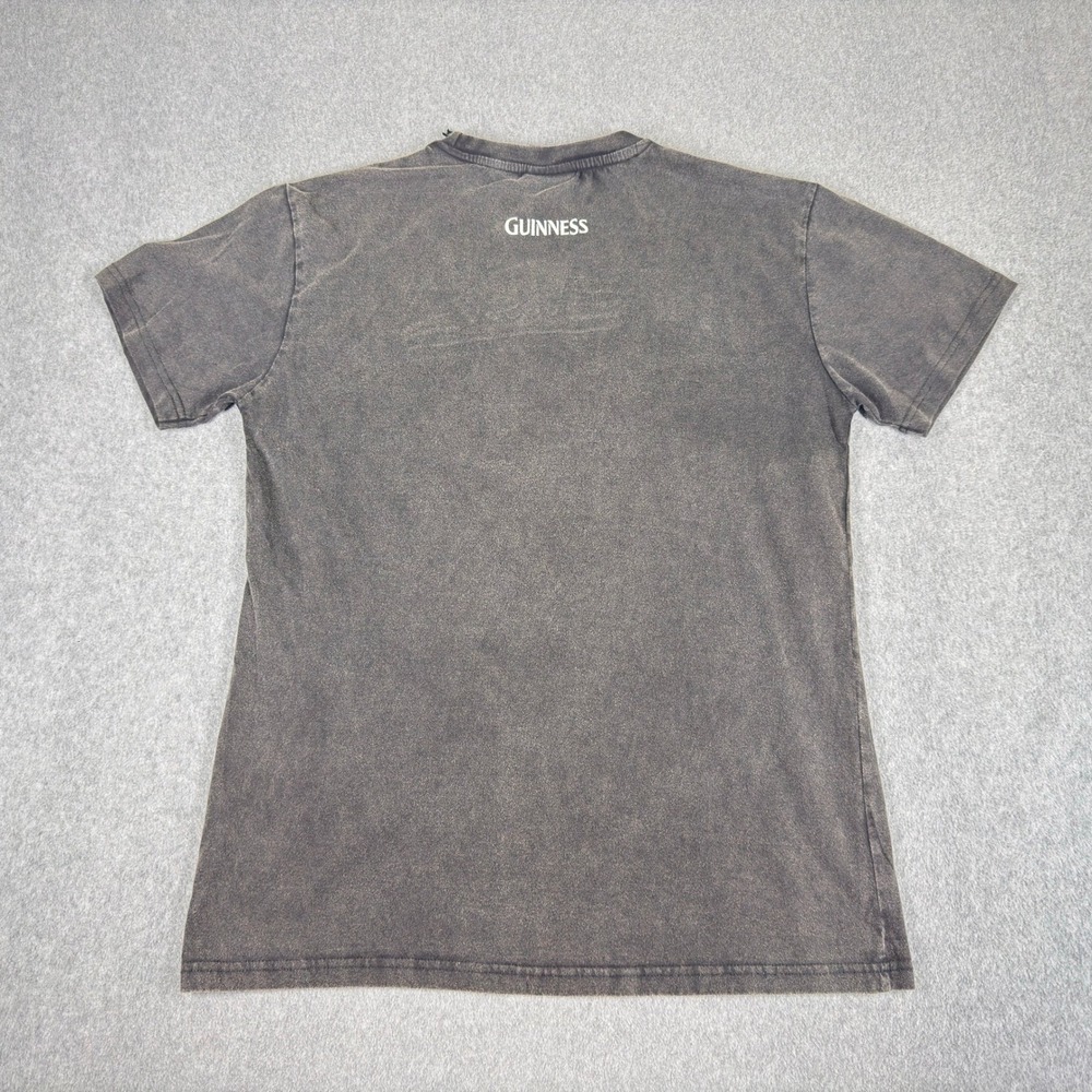 Guinness Beer Toucan Mens M Gray T-shirt NWT - Picture 3 of 6